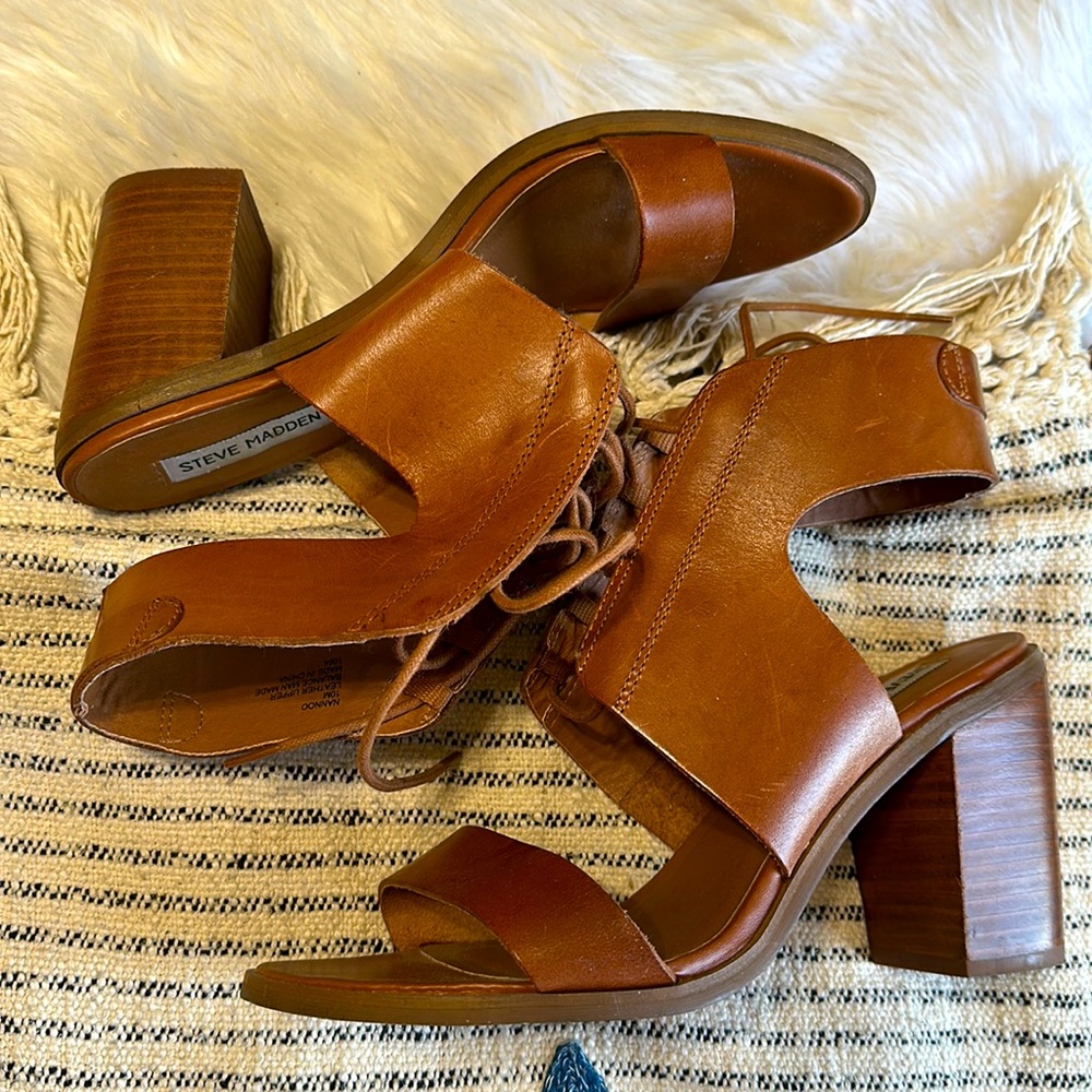 Steve Madden Nannoo Sandal